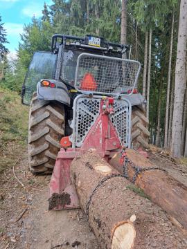 Forsttraktor VALTRA T193 |  Forsttechnik | Holzverarbeitungs-Maschinen | KOMITrade s.r.o.